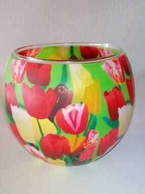 BENAYA (Tulips) Handcrafted Glass Nightlight/Tealight Holder